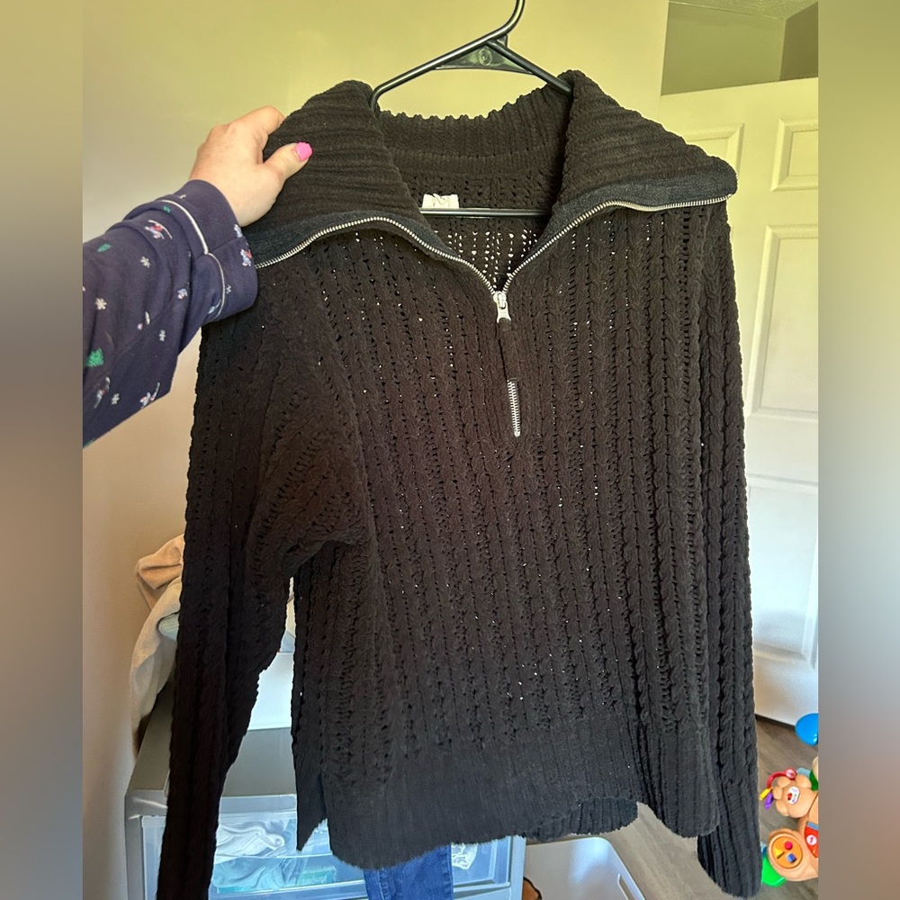 Aerie Oversized Cable Knit Sweater XS